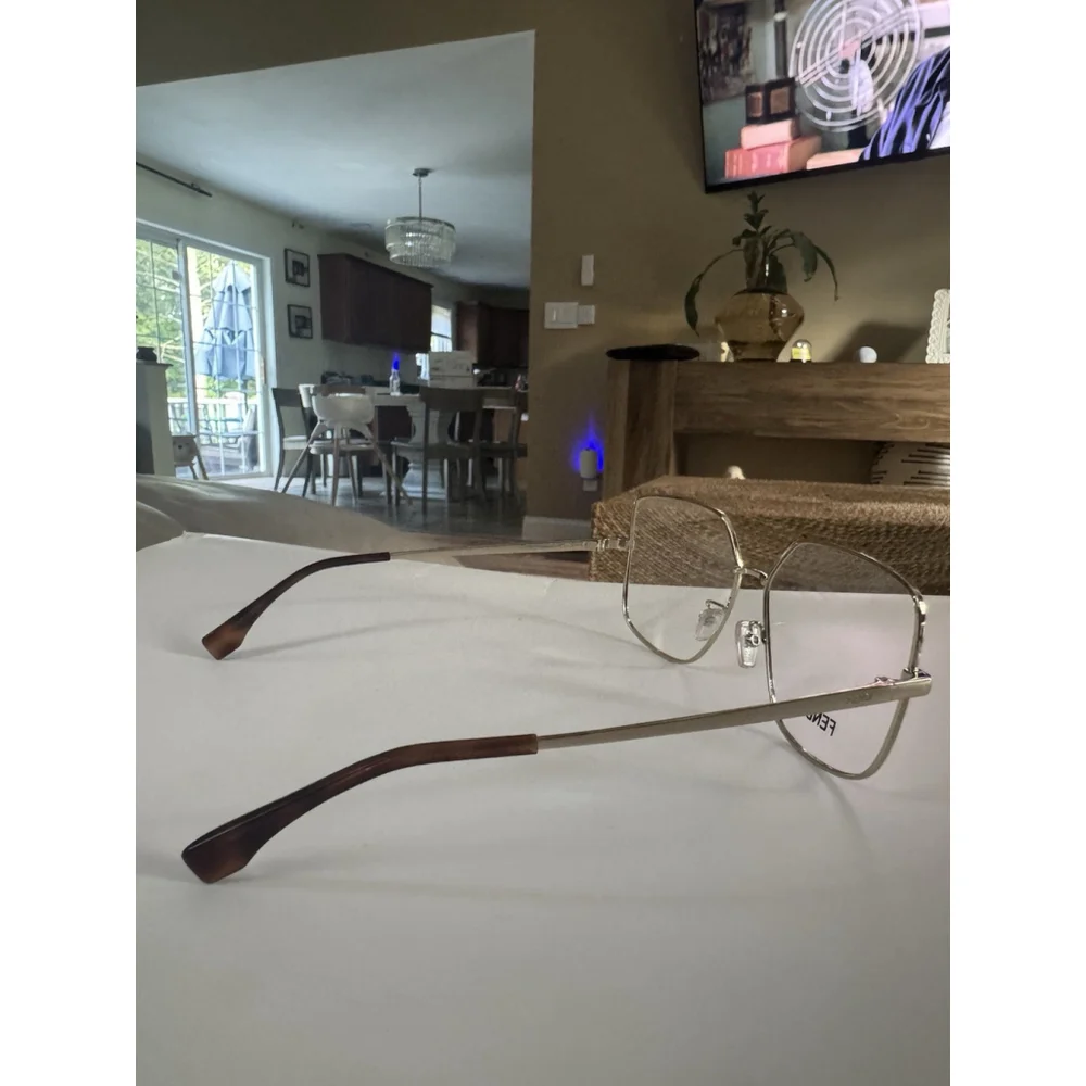 Fendi Eyeglasses FE50009U 032 57-14 140 Gold Frame Made In Italy